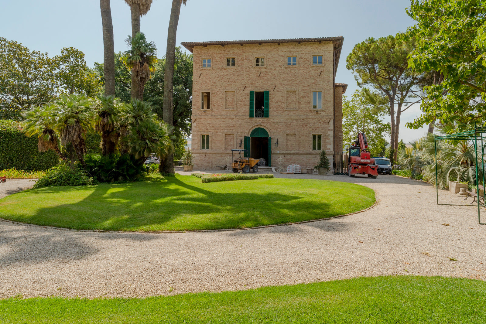 Conferenza Stampa: 6 dimore in cerca d'autore